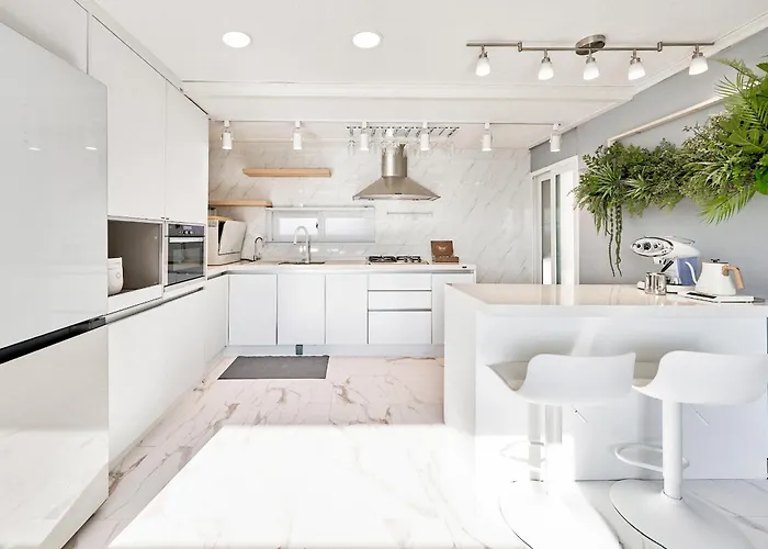 Ht Tailored Service Urban Retreat Gym And Garden Holiday home