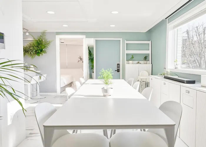 Holiday home Ht Tailored Service Urban Retreat Gym And Garden