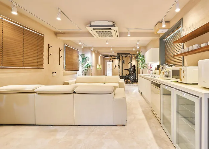 Holiday home Ht Tailored Service Urban Retreat Gym And Garden *