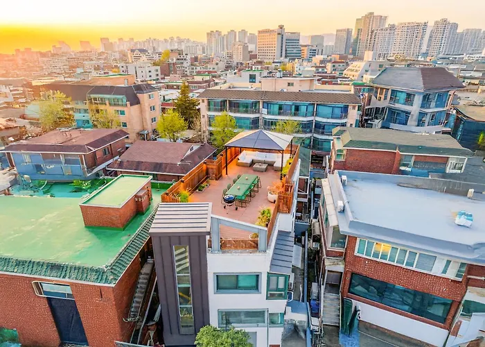 Holiday home Ht Tailored Service Urban Retreat Gym And Garden Seoul