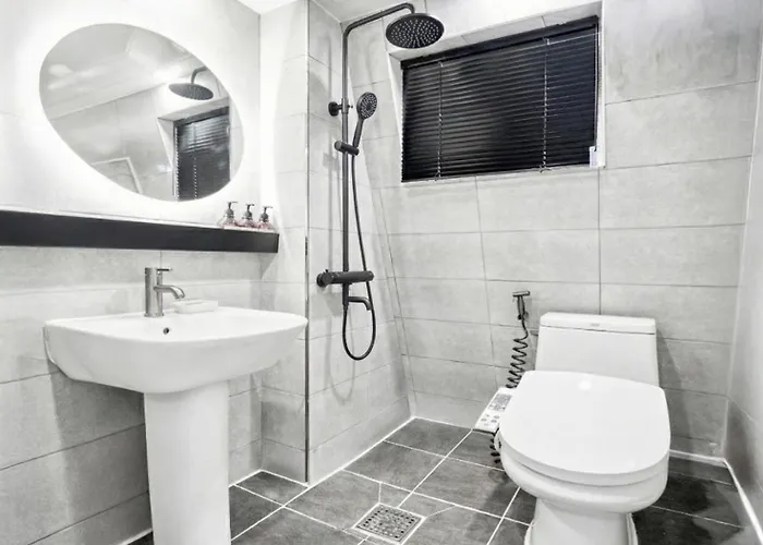 Holiday home Ht Tailored Service Urban Retreat Gym And Garden