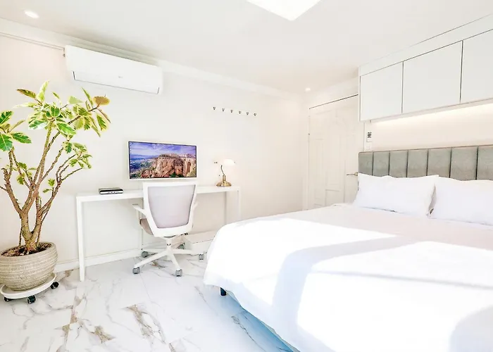 Ht Tailored Service Urban Retreat Gym And Garden *